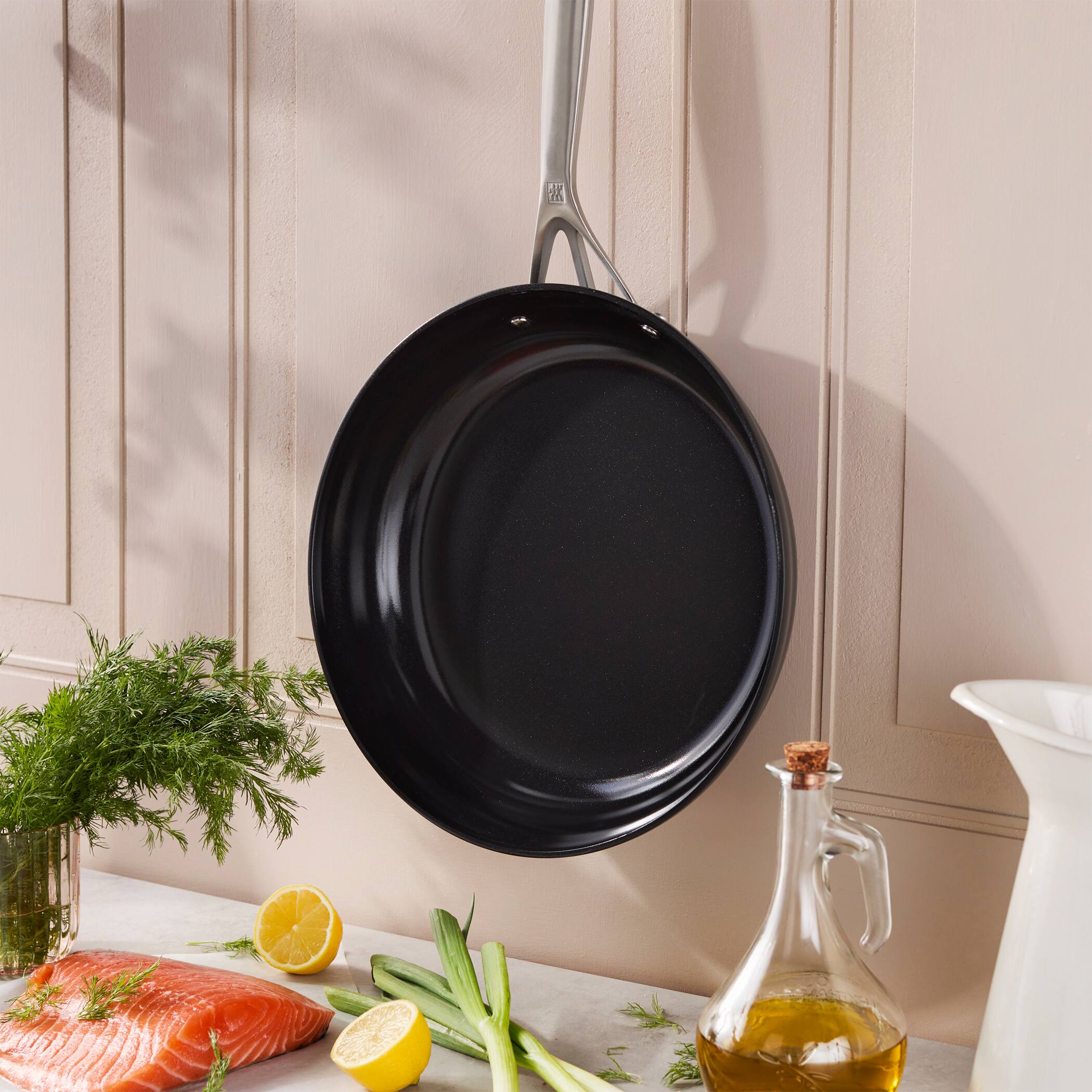 Alt View 5. ZWILLING - ZWILLING Motion Ceramic Hard Anodized 12-inch Aluminum Nonstick Fry Pan - Black.