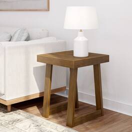 Plank+Beam - Classic Square Side Table (20in x 20in / 510mm x 510mm) - Pecan Wirebrush