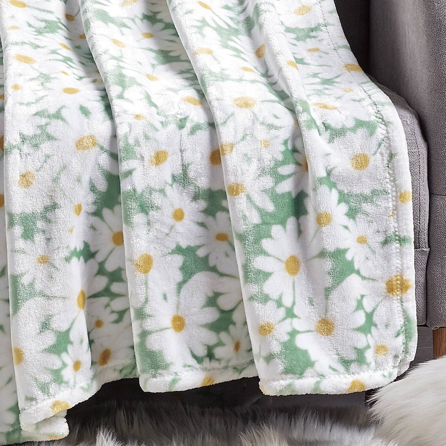 Left. Plazatex - Plazatex 100% Polyester Delightful Daisies Floral Oversized Throw Blanket 60" x 70" White - White.