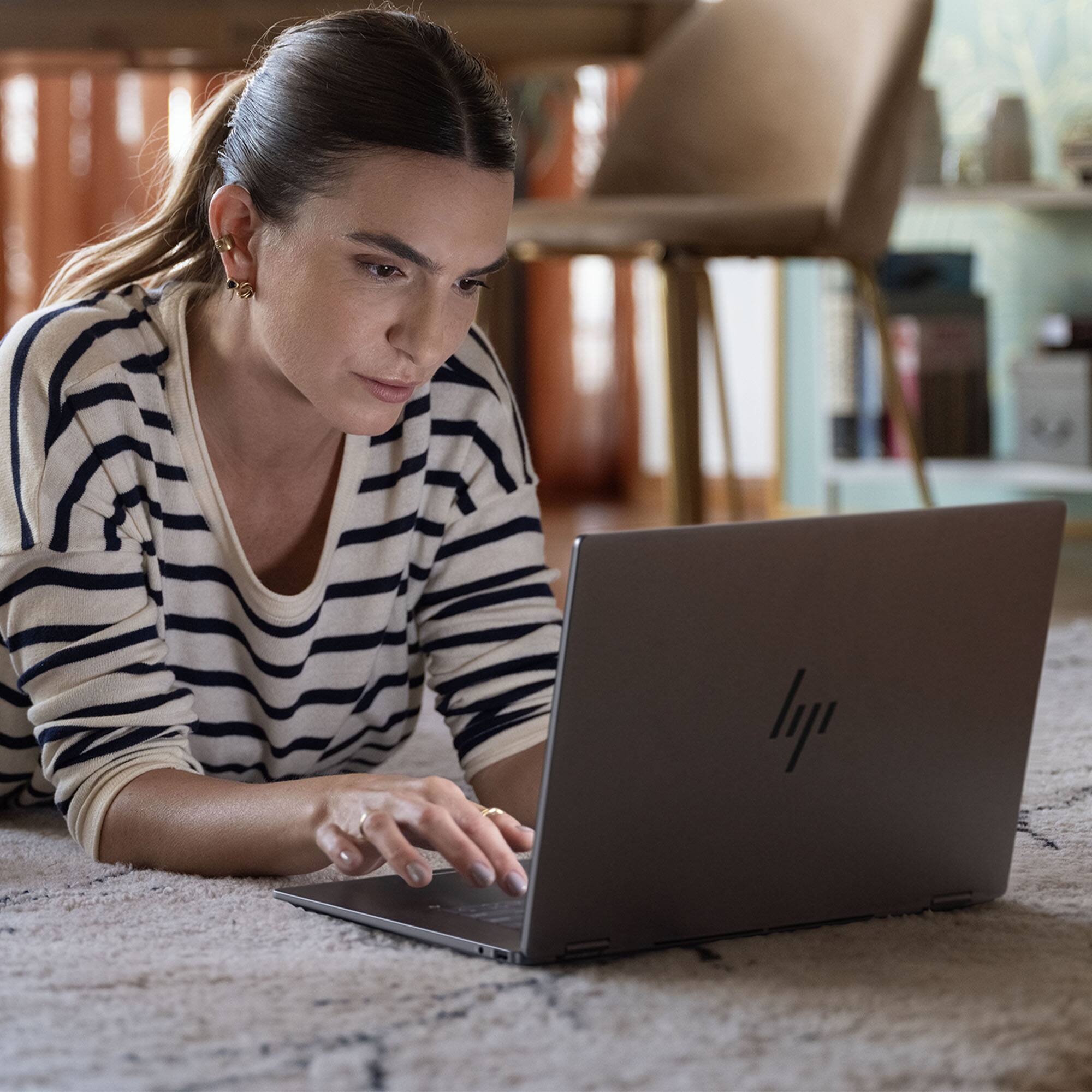 Alt View 13. HP - OmniBook X Flip - 16" 2K Touchscreen Laptop - Intel Core Ultra 9 (2024) - 32GB Memory - 1TB SSD - Copilot+ PC - Eclipse Gray.