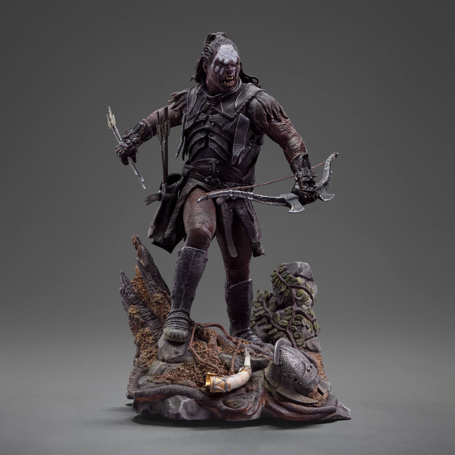 Alt View 3. Iron Studios - Iron Studios - The Lord of the Rings - Art Scale 1/10 - Lurtz Uruk-Hai Leader Statue   - COLLECTIBLES - Multicolor.