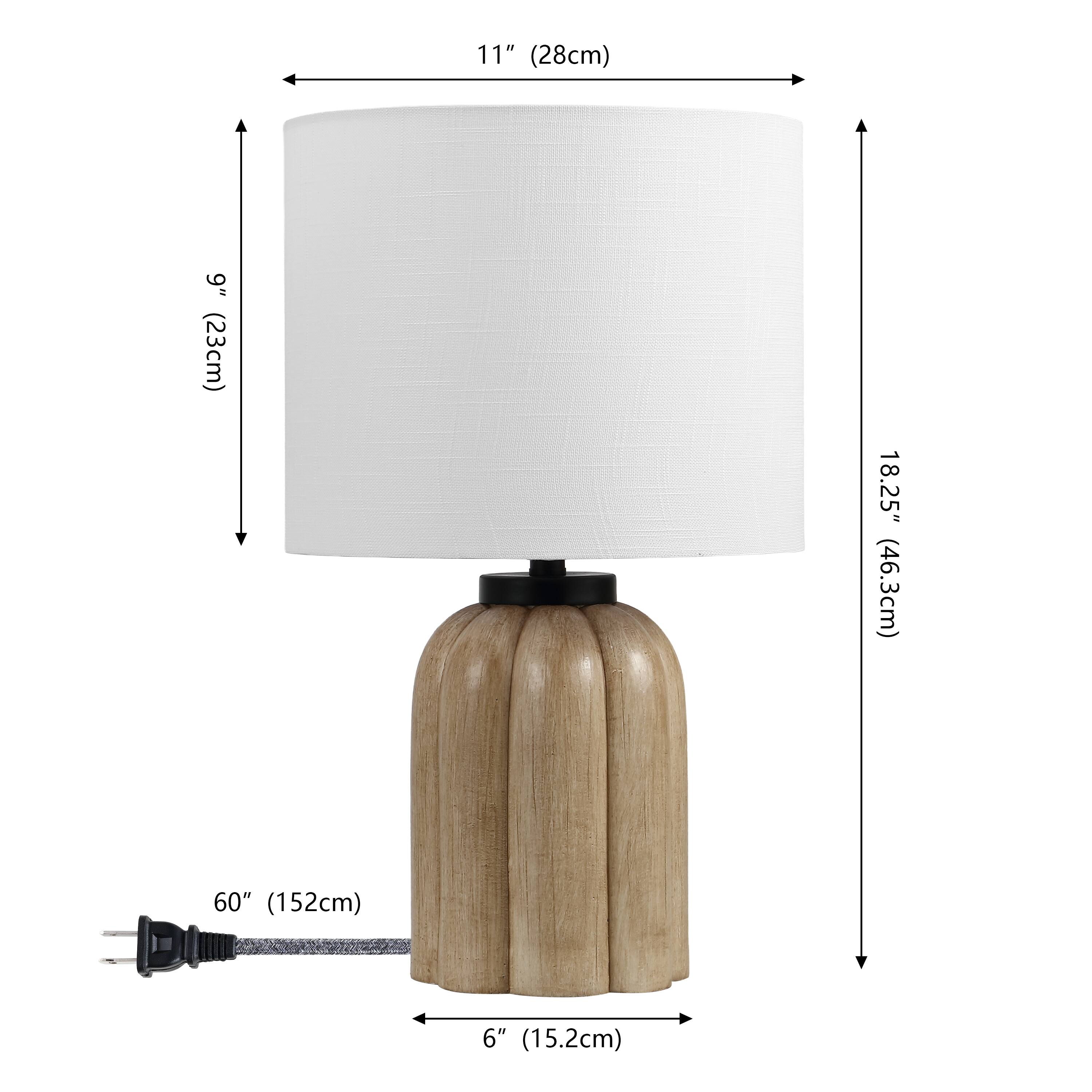 11" (28cm)  
9" (23cm)  
18.25" (46.3cm)  
60" (152cm)  
6" (15.2cm)