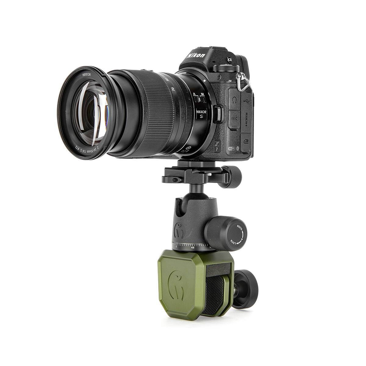 Nikon  
NIKKOR  
70  
NIKKOR S  
25-2020 - 11  
Z 7  
LOCK