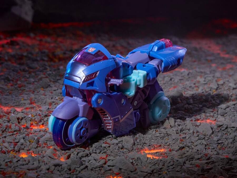 Alt View 7. Hasbro - Transformers Legacy United Deluxe Class Cyberverse Universe Chromia Figure - Blue.