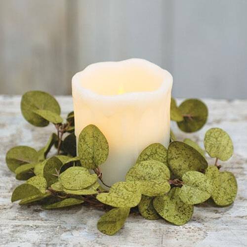 Angle. BreeBe - Penny Leaf Candle Ring Dark Green 3.5" - Green.