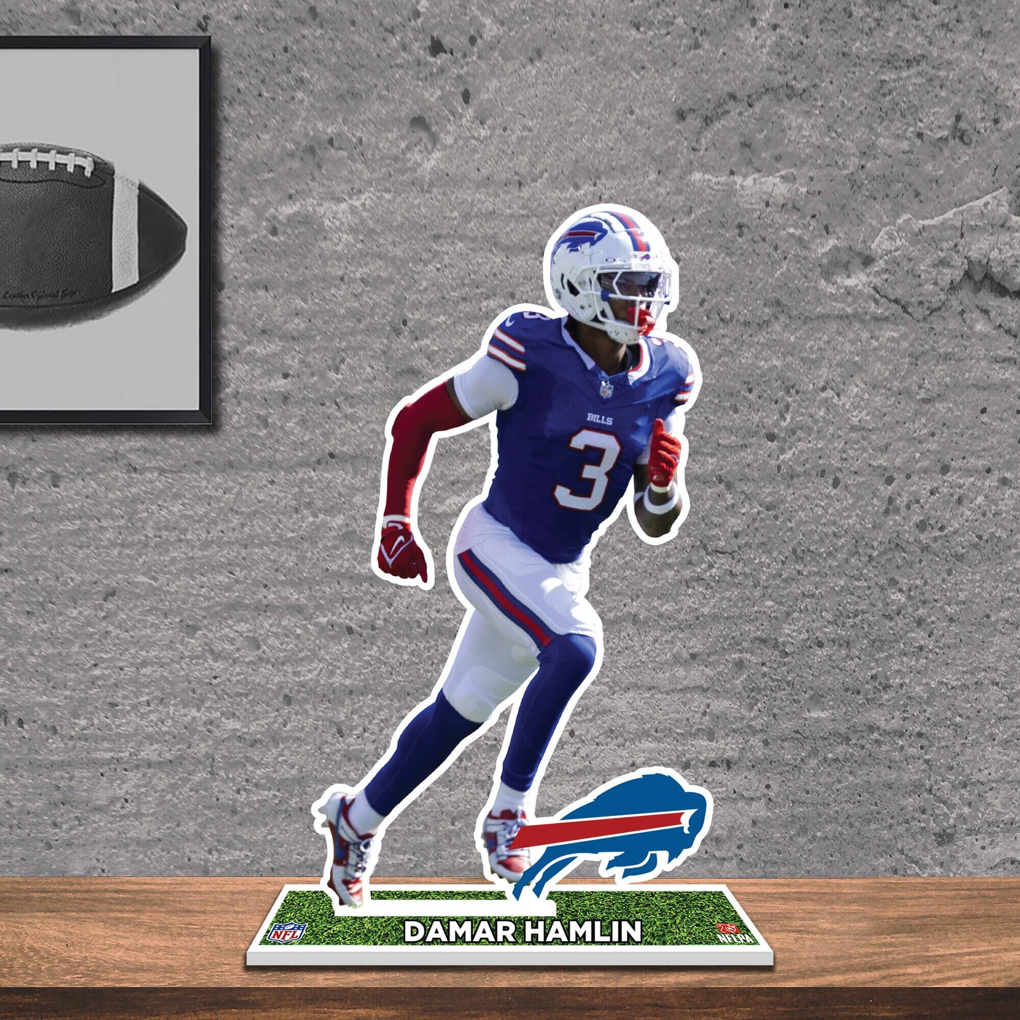 1 BLLS 3 J A NEI DAMAR HAMLIN 245 NFLPA

DAMAR HAMLIN