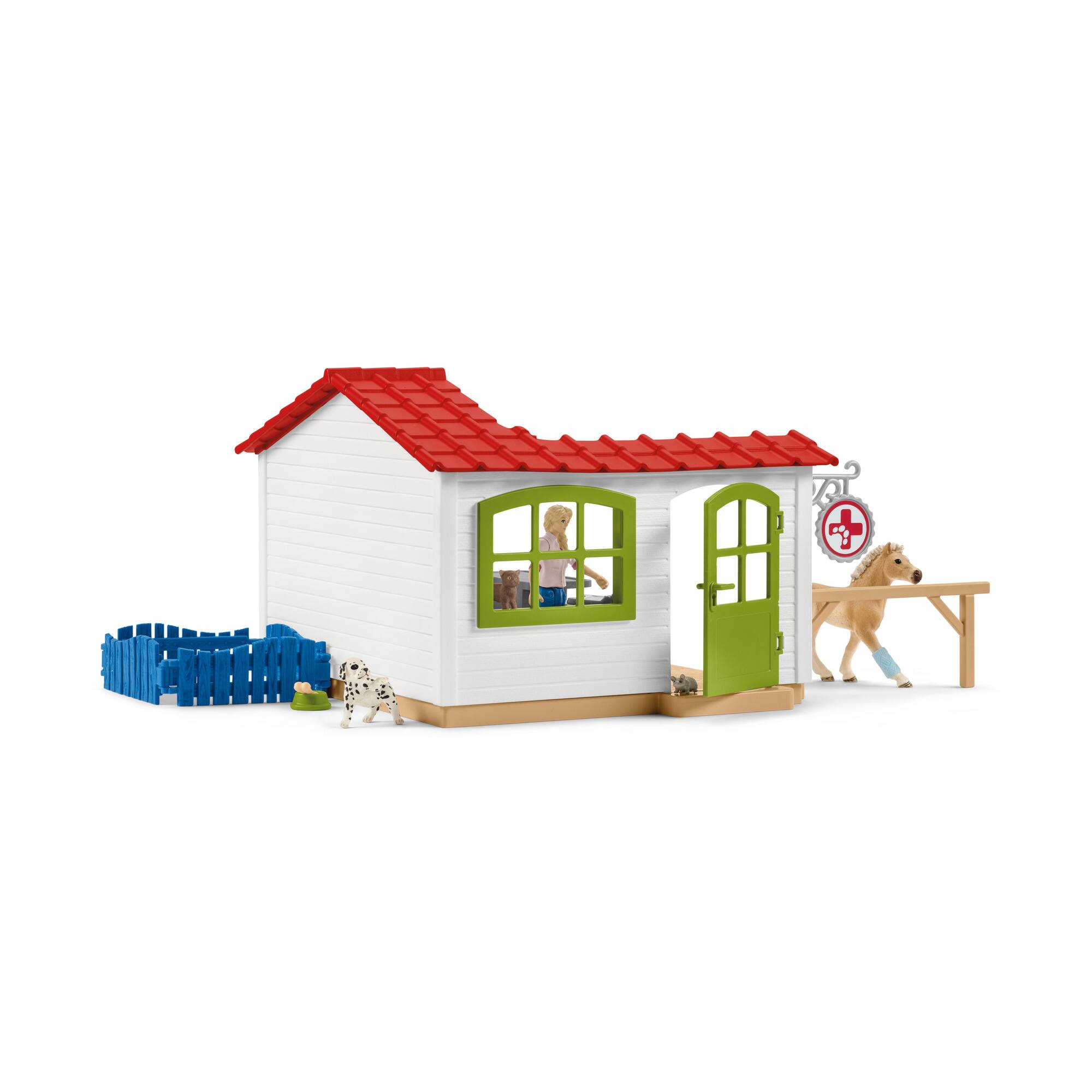 Left. Schleich - Veterinarian Practice With Pets.