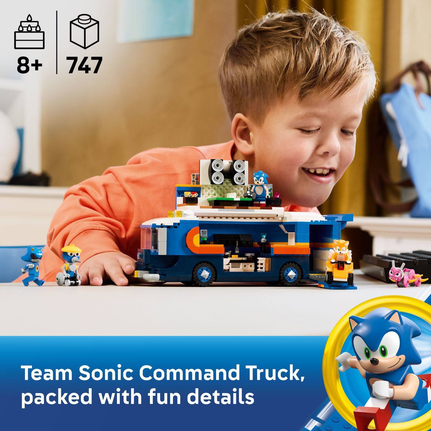 8+ 747 Team Sonic Command Truck, packed with fun details