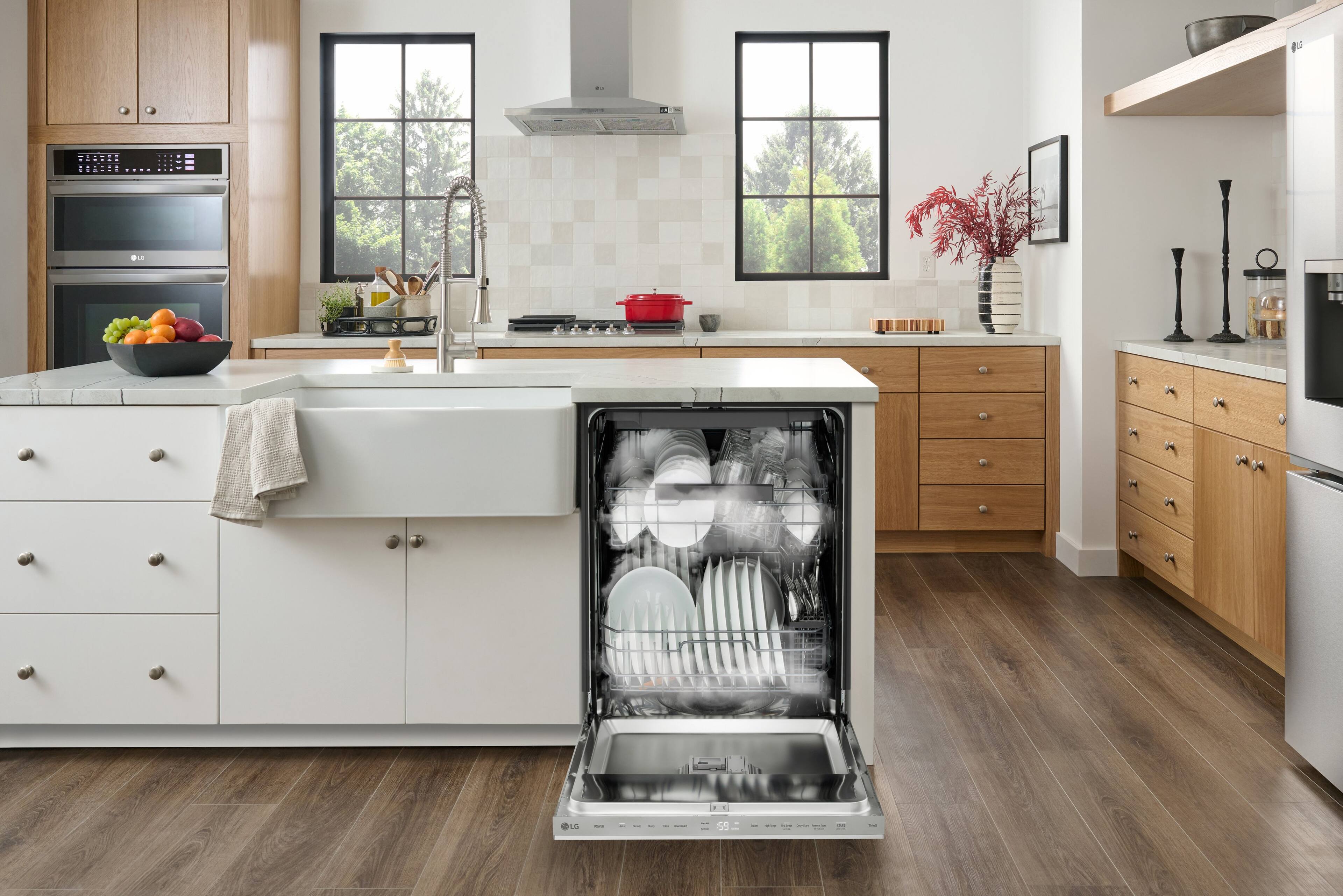 Alt View 24. LG - FlushFit 24" Top Control Smart Built-In Stainless Steel Tub Dishwasher with 3rd Rack, AutoVent Dry and 46dBA - PrintProof Stainless Steel.