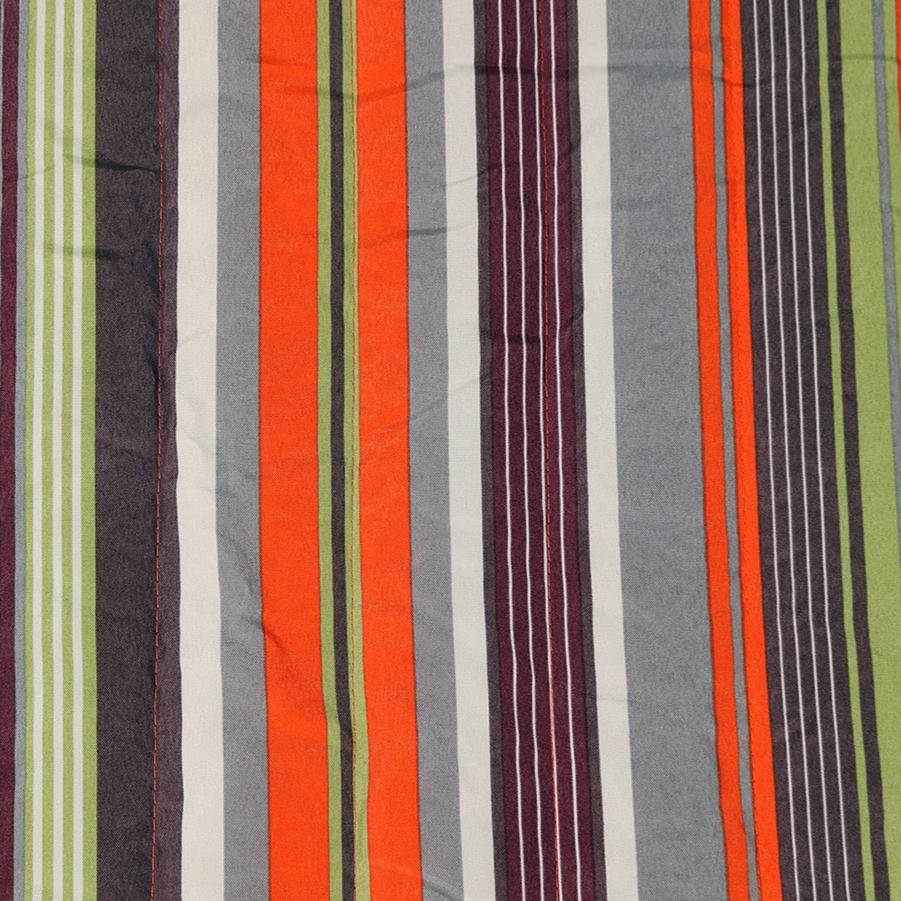 Alt View 3. Sunnydaze - 2-Person Quilted Fabric Hammock with Steel Stand - Canyon Sunset.