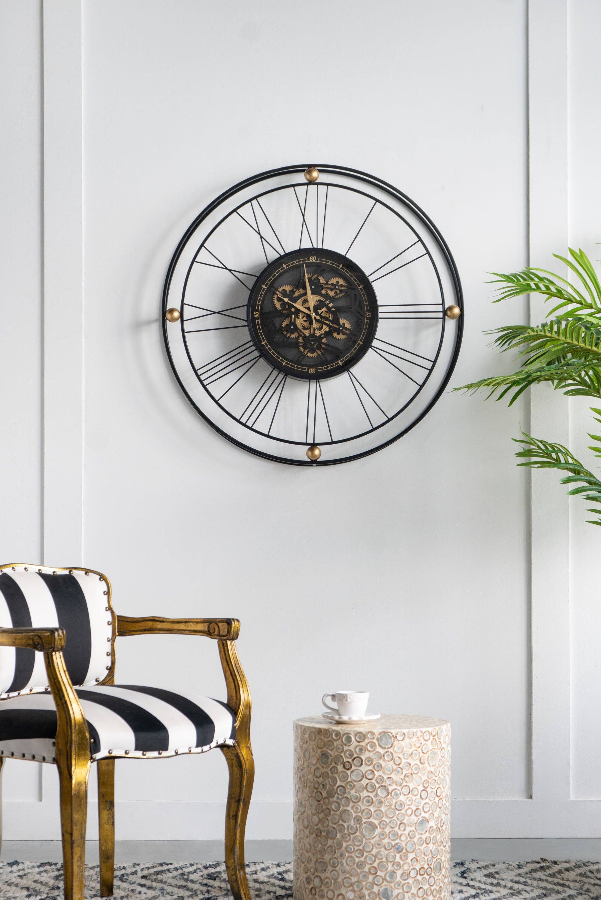 Alt View 2. BreeBe - 31.5x3x31.5' Large Gear Clock with Roman Numerals and Thin Metal Frame, Black/Gold - Black.