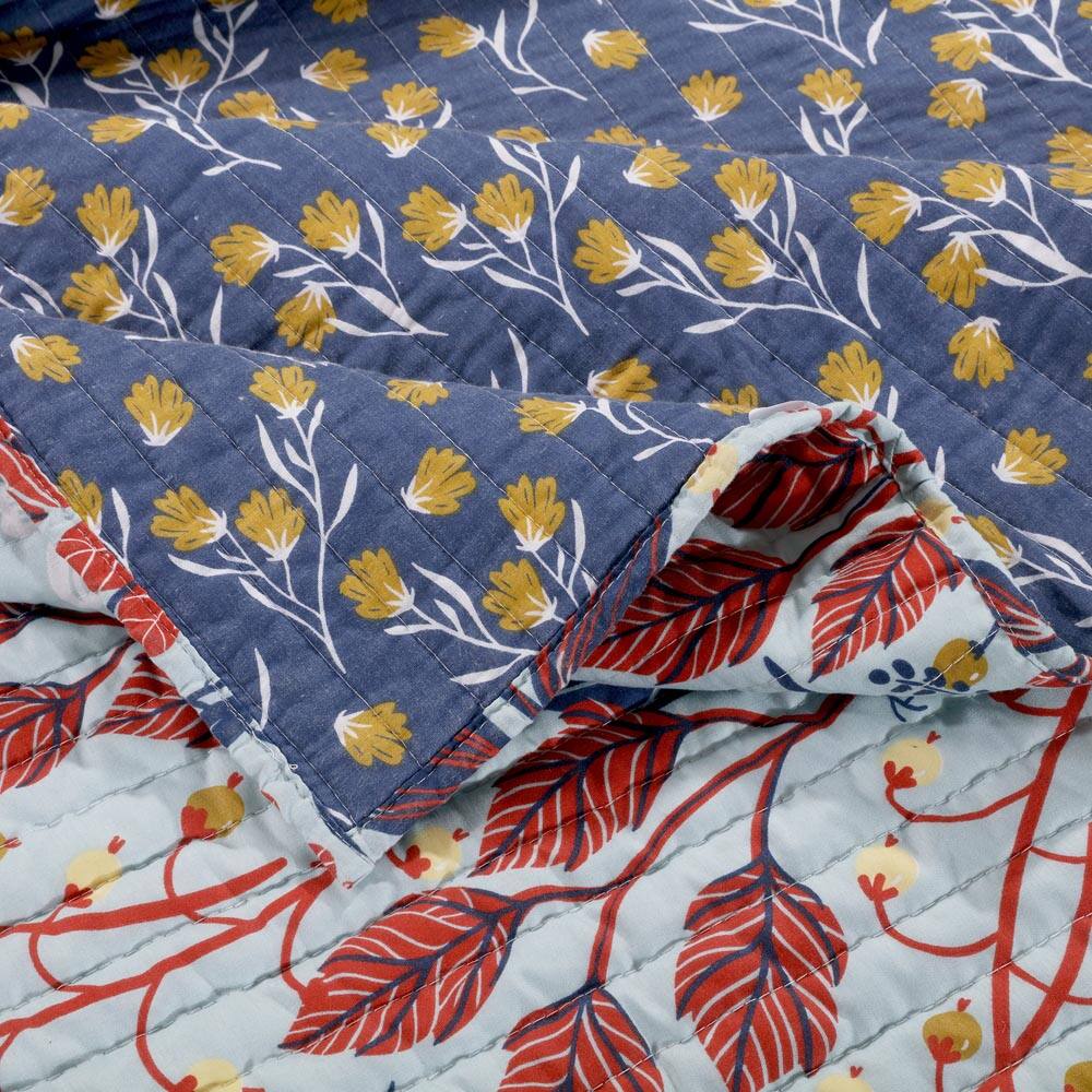 Back. BreeBe - Perry Quilt Set 3-Piece Full/Queen - Multi.