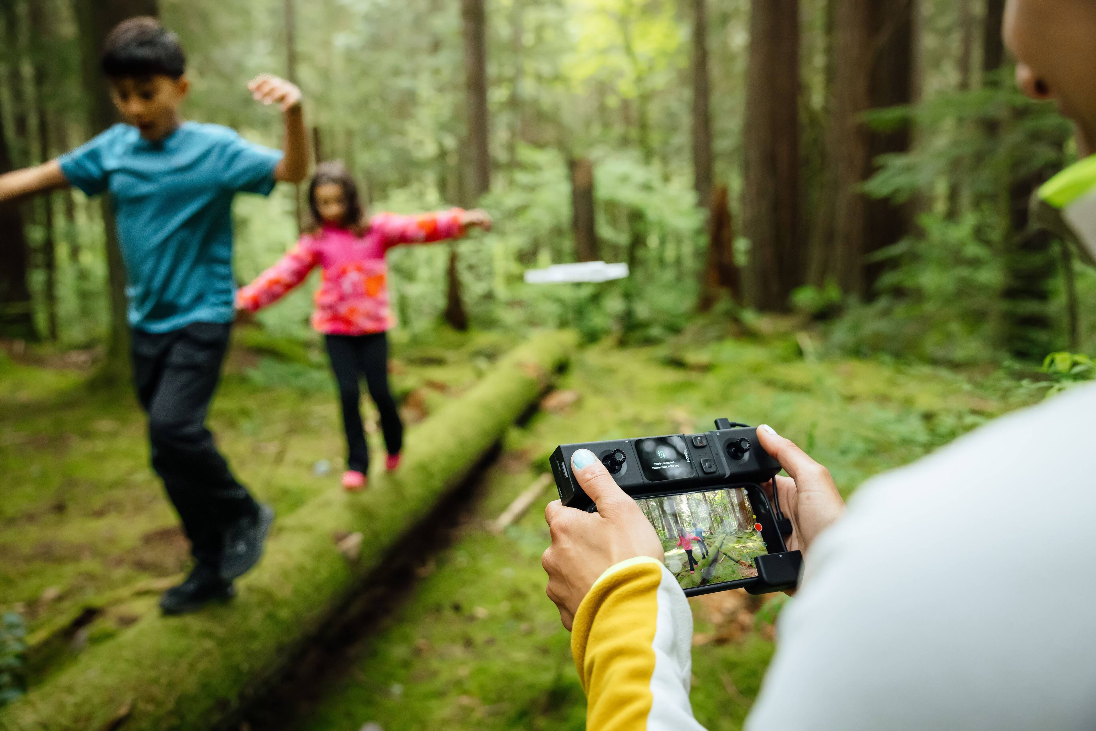 Alt View 3. HOVERAir - HOVERAir Beacon and JoyStick Bundle - Black.