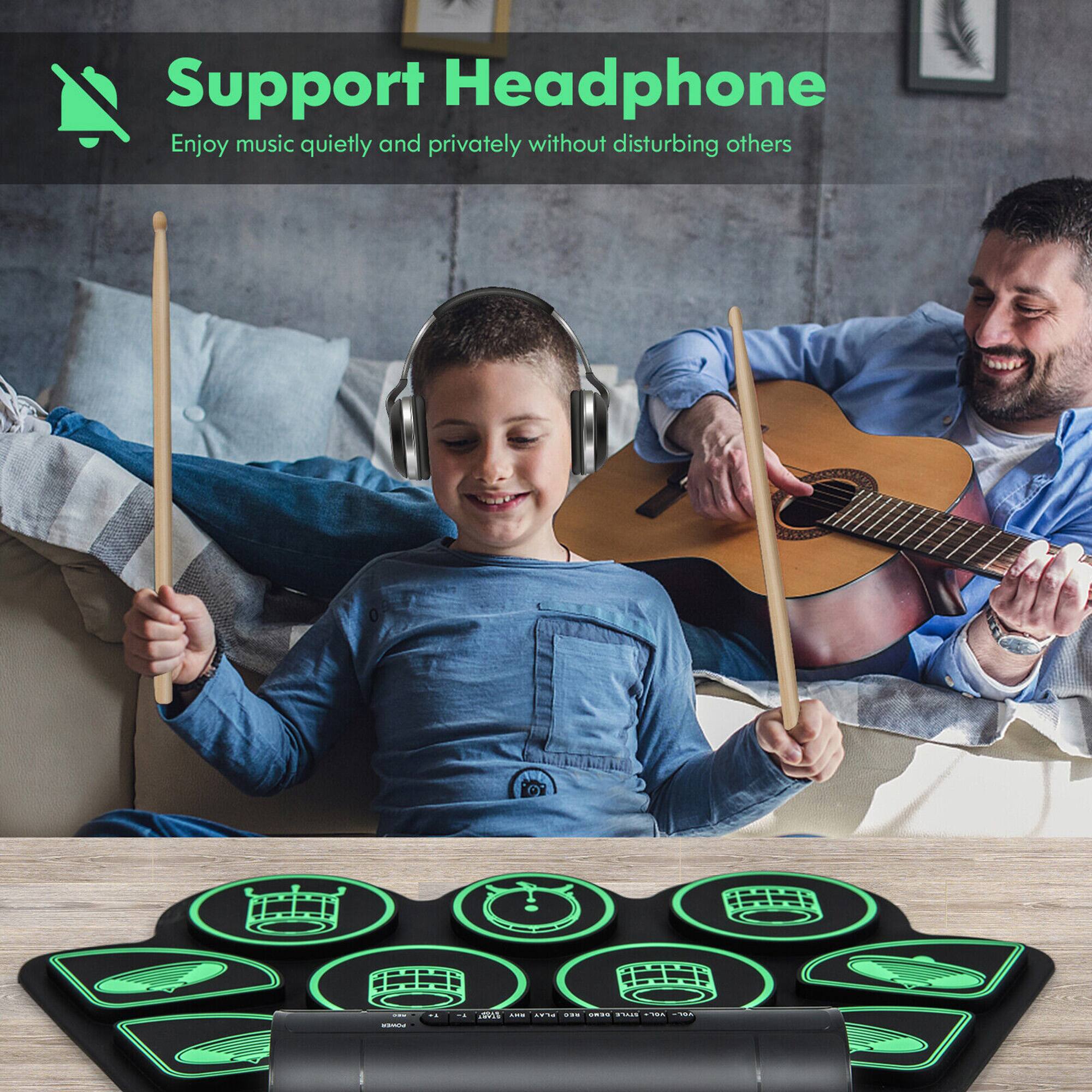 Support Headphone  
Enjoy music quietly and privately without disturbing others