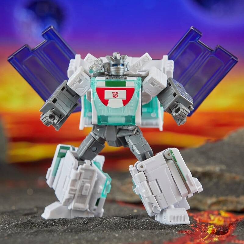 Alt View 6. Transformers - Origin Wheeljack Voyager Class | Transformers: Legacy United.