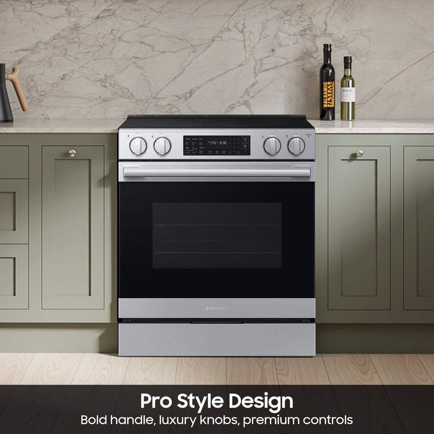 BALSAMIC TPA ISDE DEC SAMSUNG  
Pro Style Design  
Bold handle, luxury knobs, premium controls