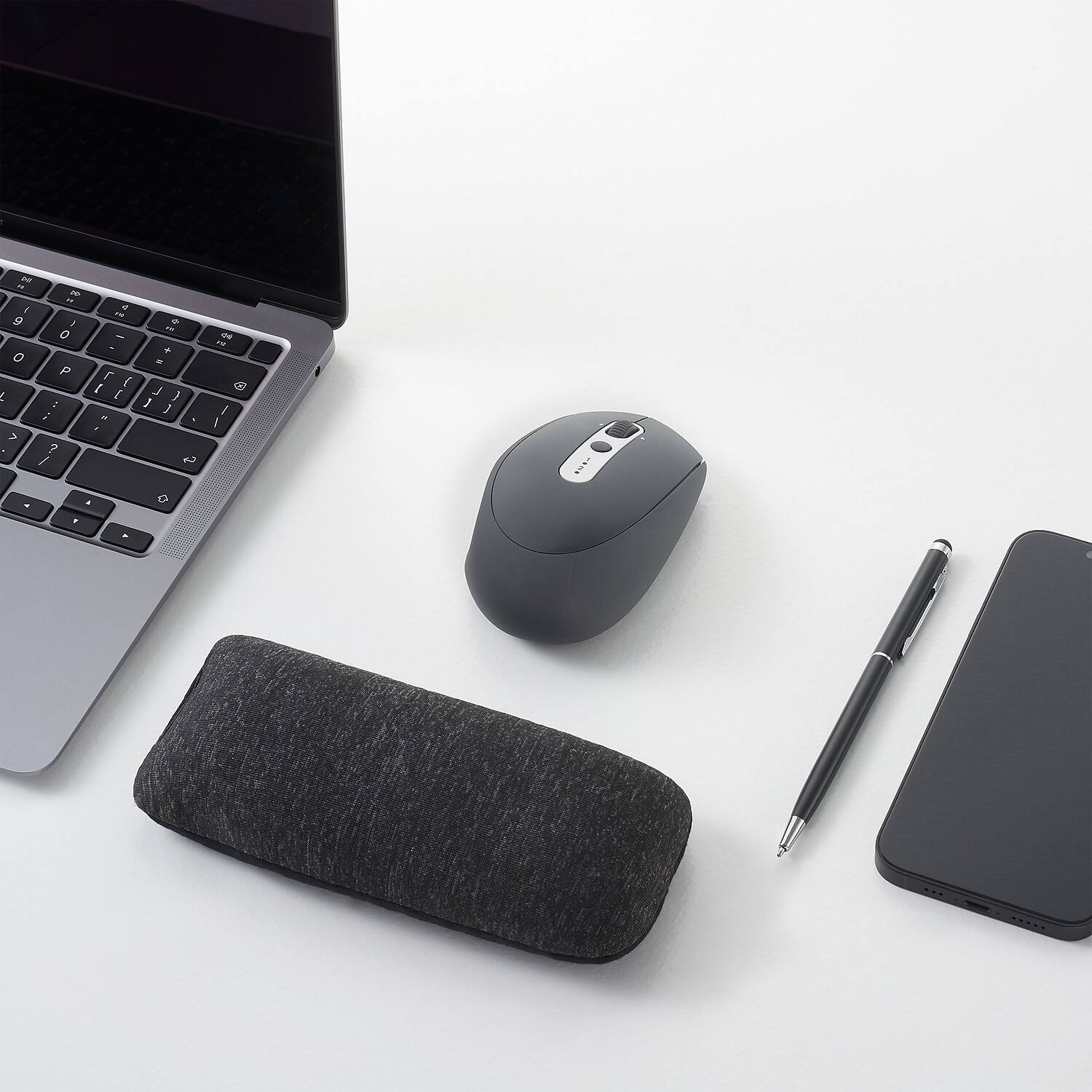 Alt View 3. Staples TECH - Staples TECH Beaded Non-Skid Wrist Rest, Black (23942) - Black.