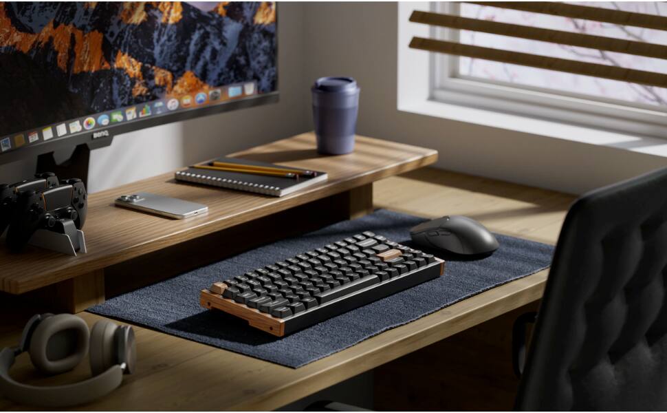 Left. Keychron - K2 HE 75% Wireless Hall Effect Keyboard and M3 3311 Mouse Bundle - Black.
