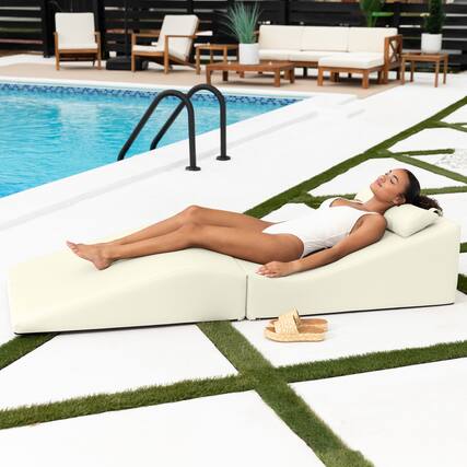 Front. Jaxx - Jaxx Clermont Sun Lounger - Luxurious Waterproof Poolside Lounge & Outdoor Chaise - Marine Vinyl White - Marine Vinyl White.