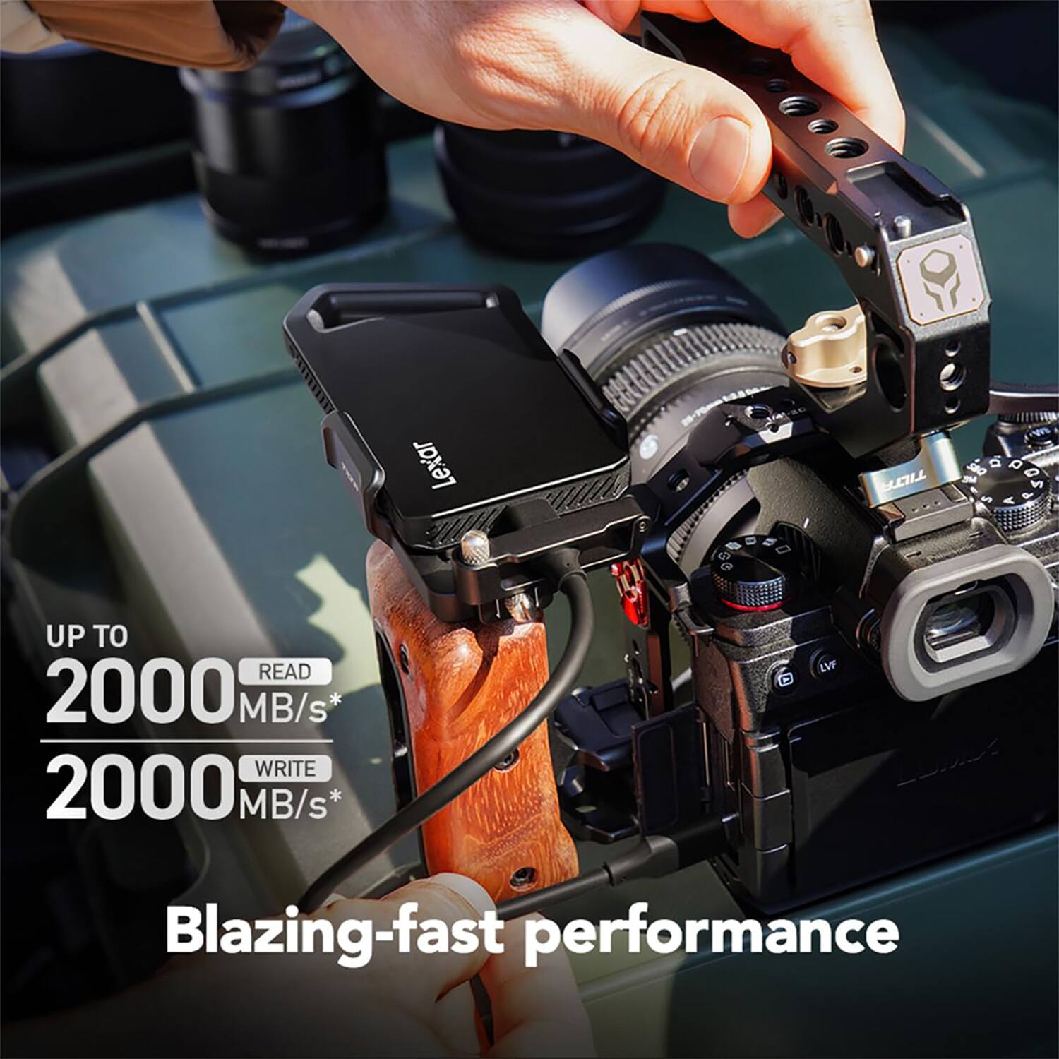 Lexar

UP TO  
2000 MB/s*  
READ  
2000 MB/s*  
WRITE  

Blazing-fast performance