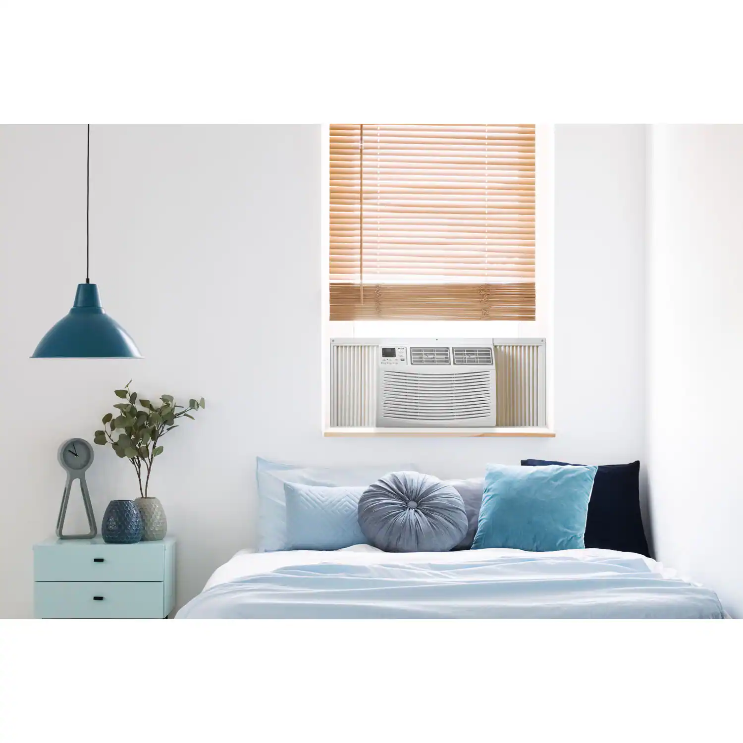Alt View 5. Amana - 250 Sq. Ft. 6,000 BTU Window Air Conditioner - White.