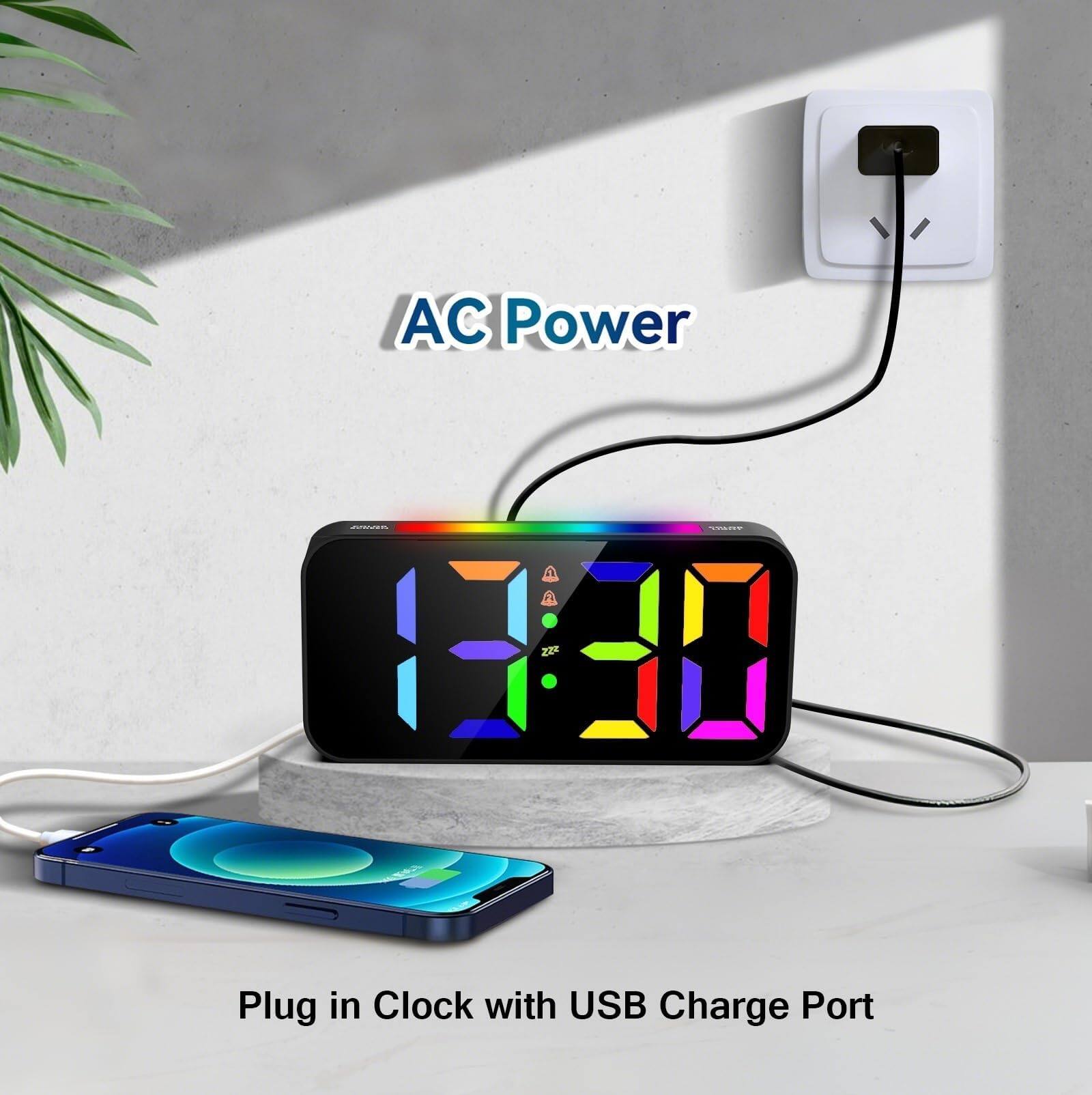 AC Power  
Plug in Clock with USB Charge Port