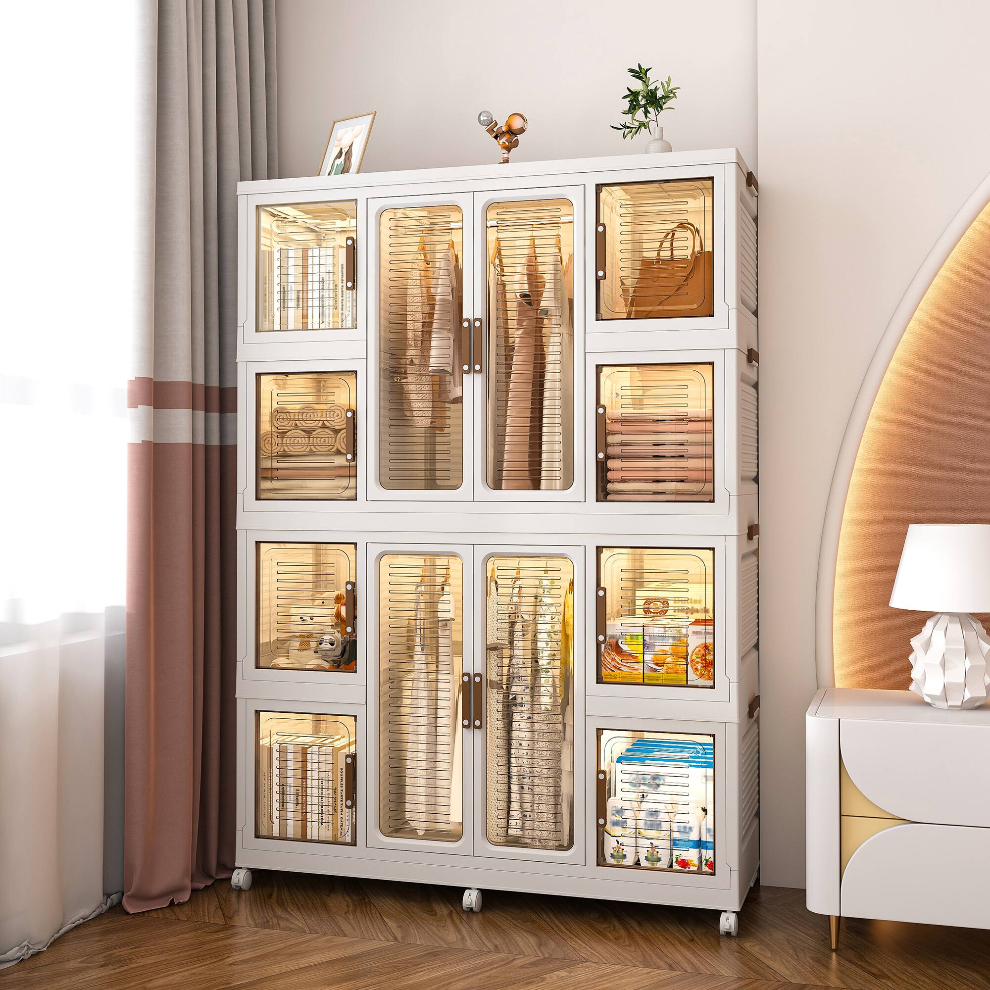 The text in the image appears to be a mix of letters and symbols that don't form coherent words. Here is the corrected and grouped text:

- S T dutsor
- Tinggeck

The text seems to be a mix of random characters and doesn't form meaningful words or phrases.