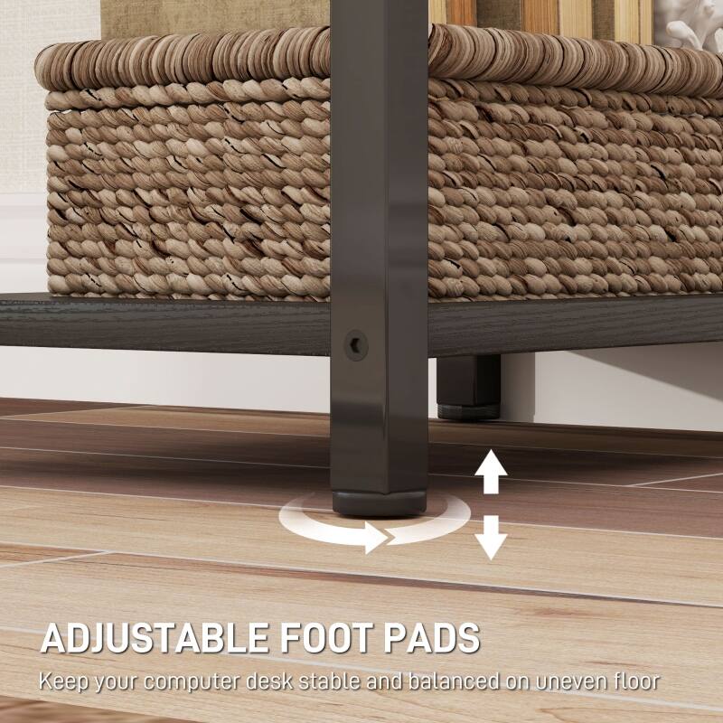 ADJUSTABLE FOOT PADS  
Keep your computer desk stable and balanced on uneven floor