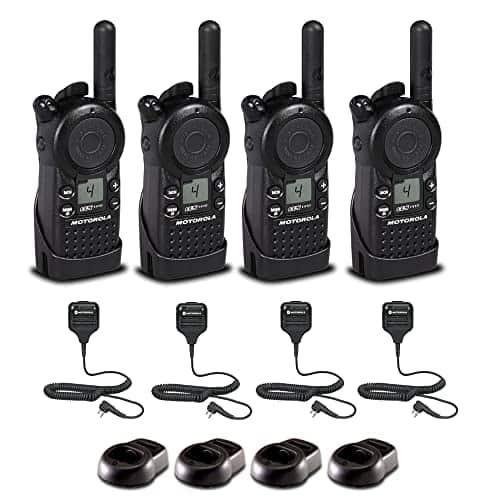 Motorola Solutions - 4 x Motorola CLS1410 UHF 1 W 4-Channel 2-Way Radio - 4 Pack With Mic Bundle - Black