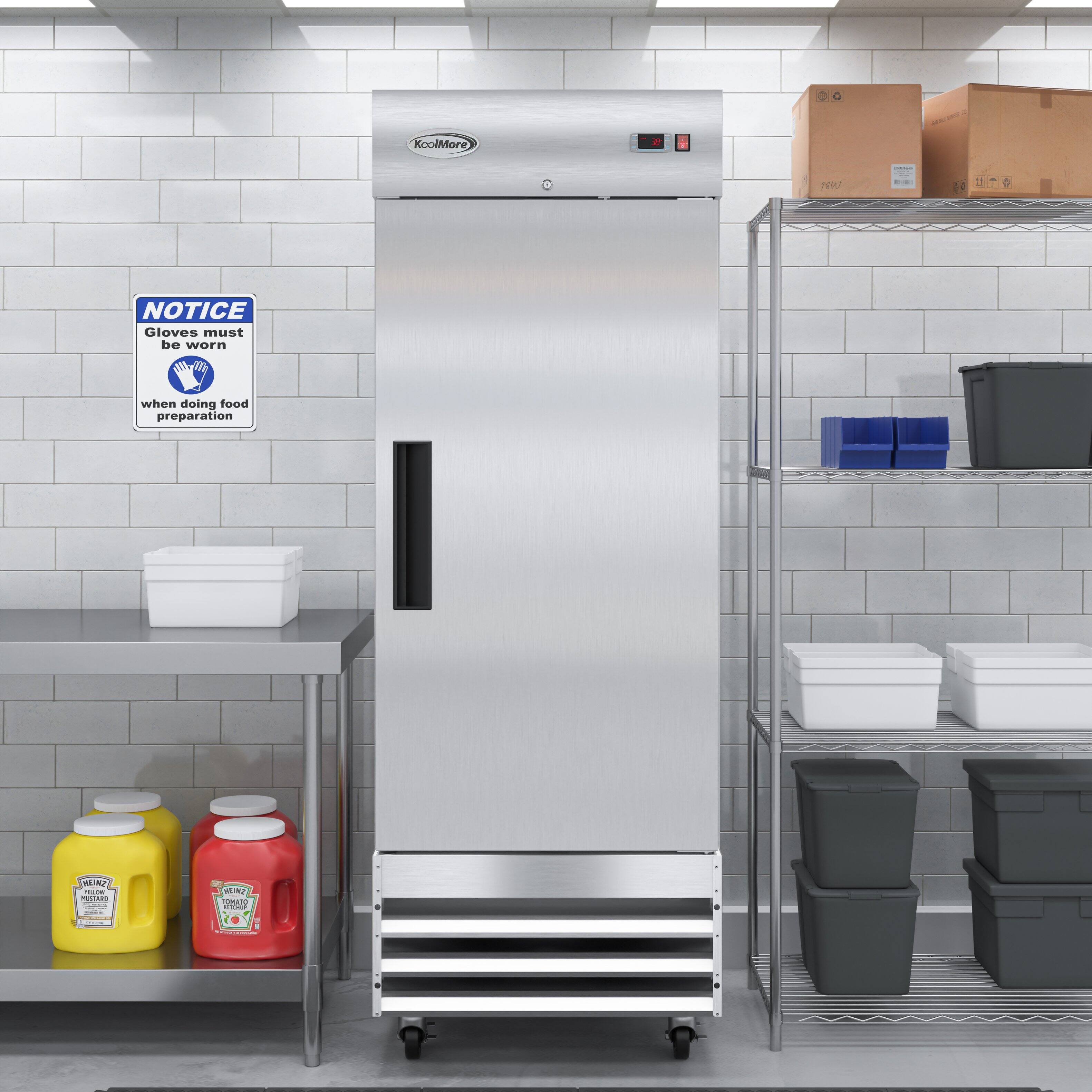 KoolMore N 04 UO NOTICE Gloves must be worn when doing food preparation