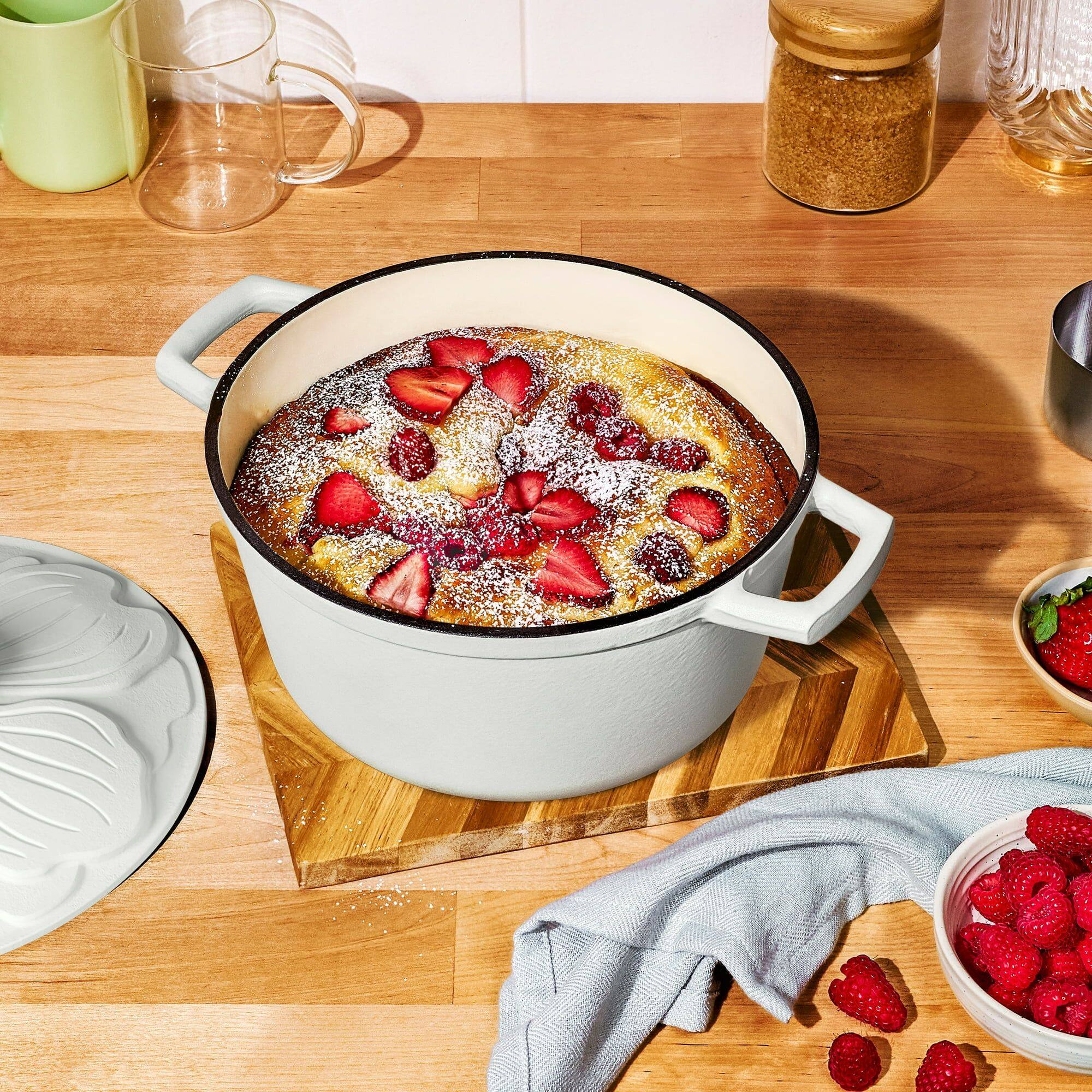 Angle. Mirfee - 4 Quart Enameled Cast Iron Dutch Oven with Petal Lid, White Icing - White.