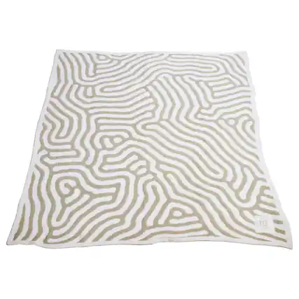 Front. Logo Brands - Lindsey Horan USWNT 50'' x 60'' Luxe Dreams Throw Blanket - Gray.
