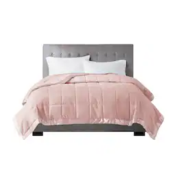 Gracie Mills - Larry All-Season Down Alternative Blanket with Satin Trim - Blush