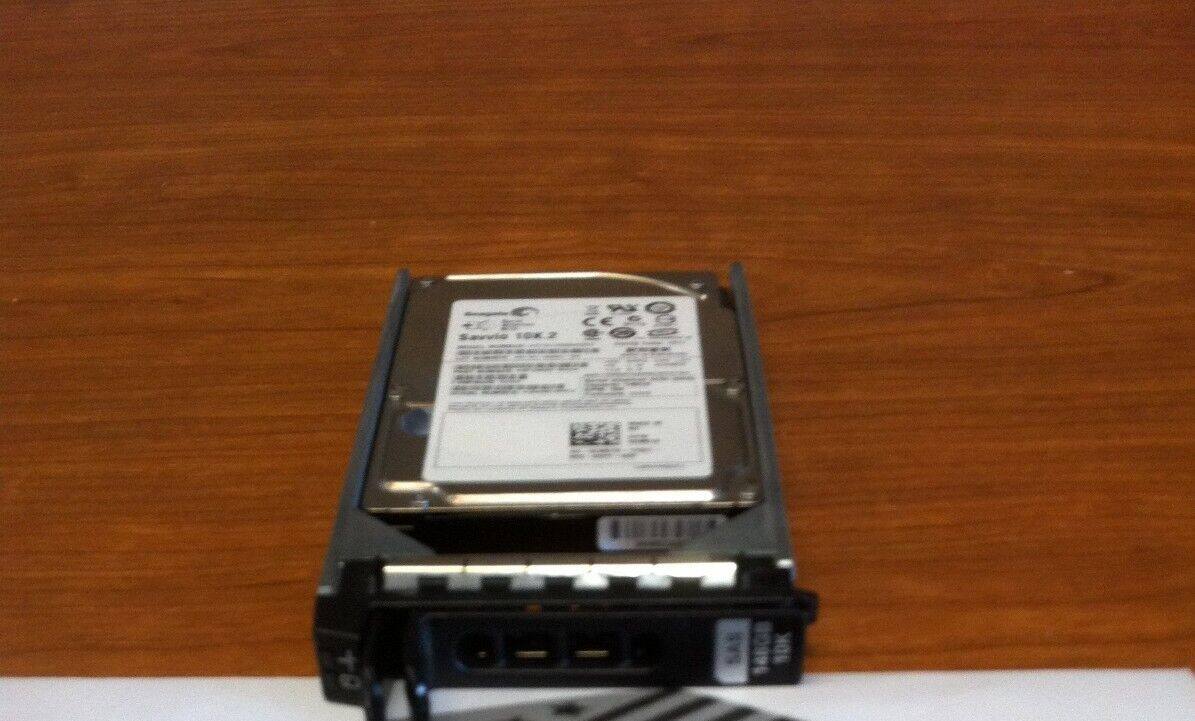 Back. Dell - CM318 savvio 146GB sas 0CM318 9F6066-043 ST9146802SS 10K 2.5" hard drive.