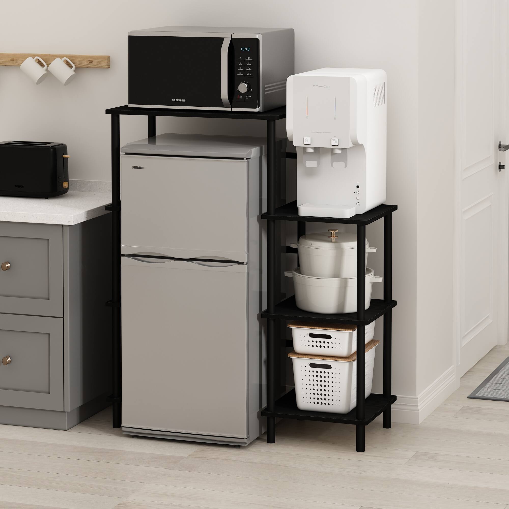 813 d - A a A A + + d COUVAN MIE .. 3 -- e