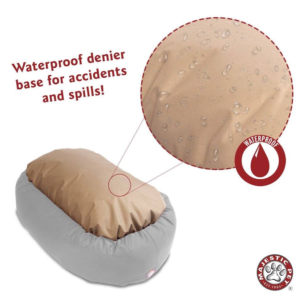 Waterproof denier base for accidents and spills!

WATERPROOF

JESTIC PET
EST. 1994