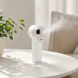 Oumilen - Handheld Misting Personal Fan, 3-Speed Rechargeable Mist Fan 2.04x2.04x6.02in, for Outdoor Travel - White