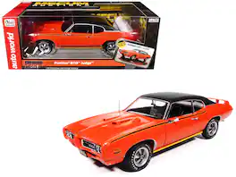 Autoworld - 1969 Pontiac GTO Judge Carousel Red Black Stripes Vinyl Top "Mecum Auctions" "American Muscle" 1/18 Scale - Red with Black