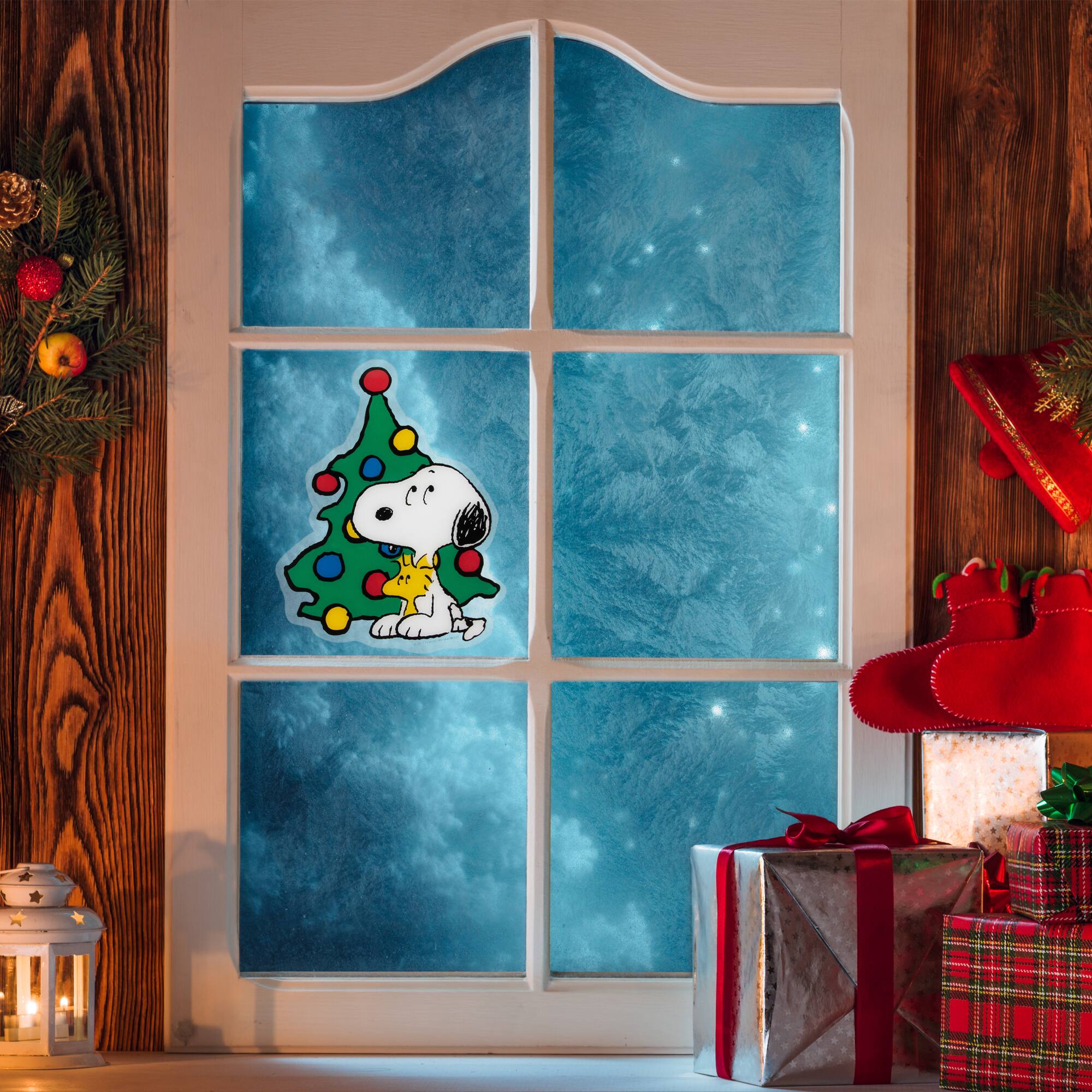 Alt View 1. Northlight - Peanuts Woodstock and Snoopy with Christmas Tree Window Cling Decoration - Green.