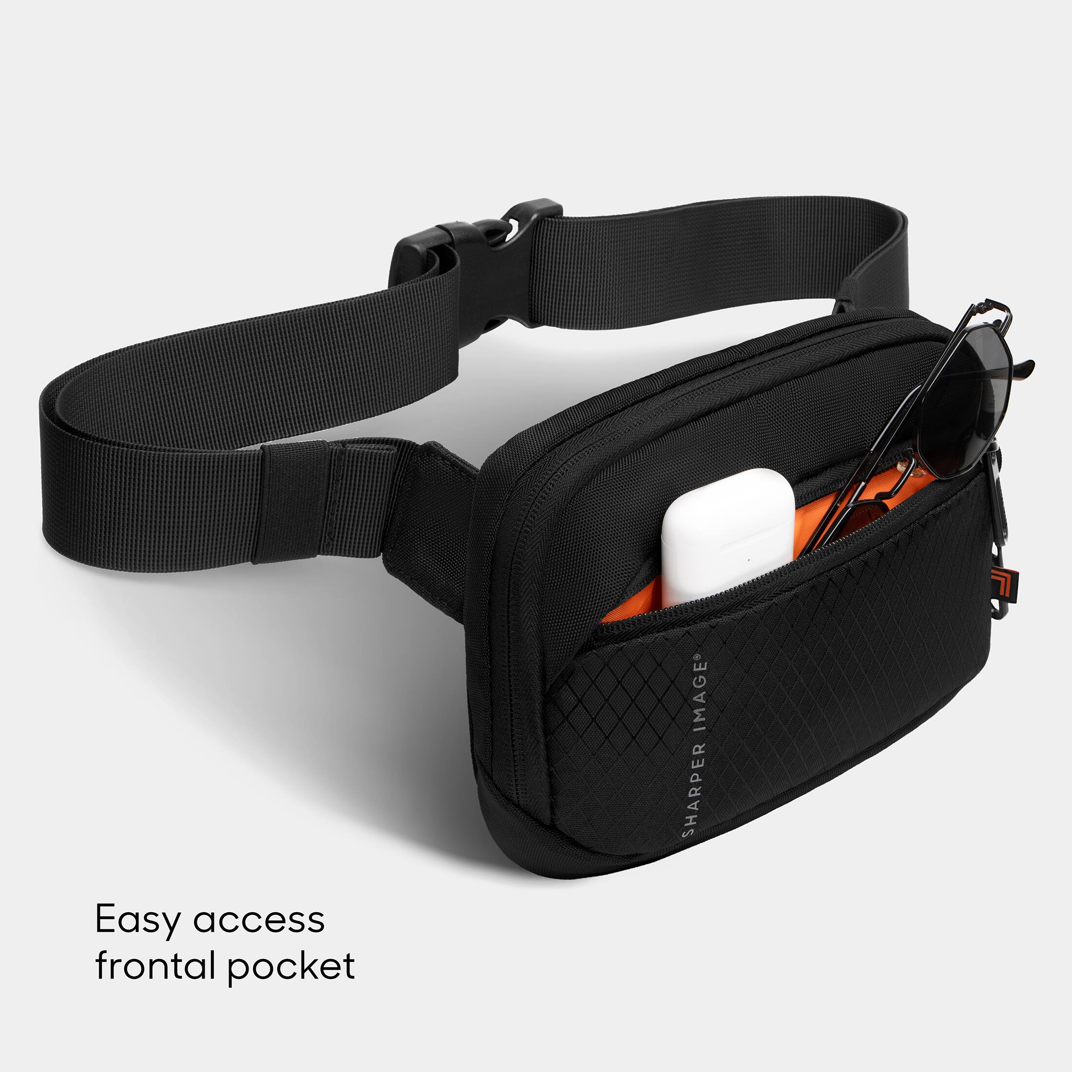 Easy access frontal pocket

SHARPER IMAGE