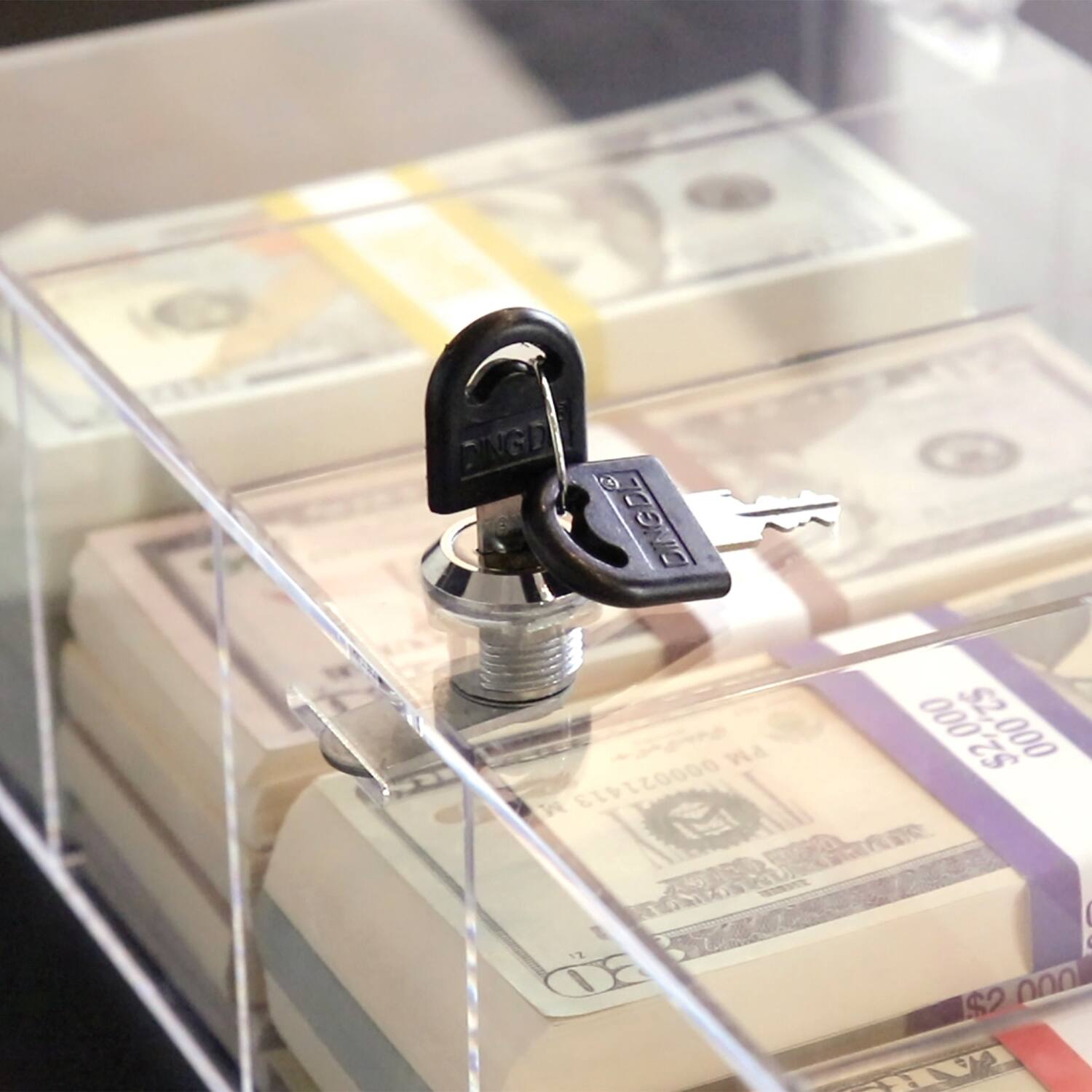 DINGD DINGDE a M 000021413 000 $2 S2, 000 0s ( I I 12 Da $2 000 M