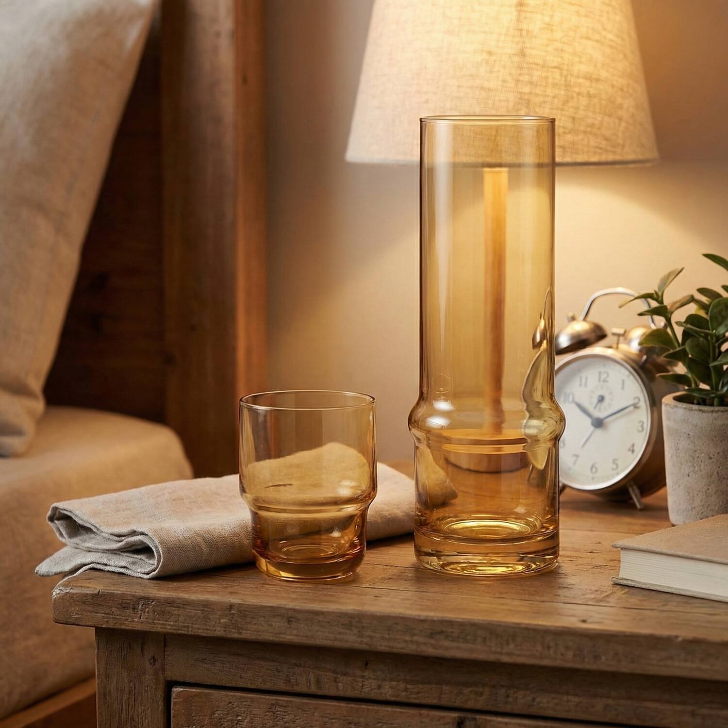 Left. Jay Import - Amber 2-Piece Glass Carafe Set 37.81 OZ. - Amber.