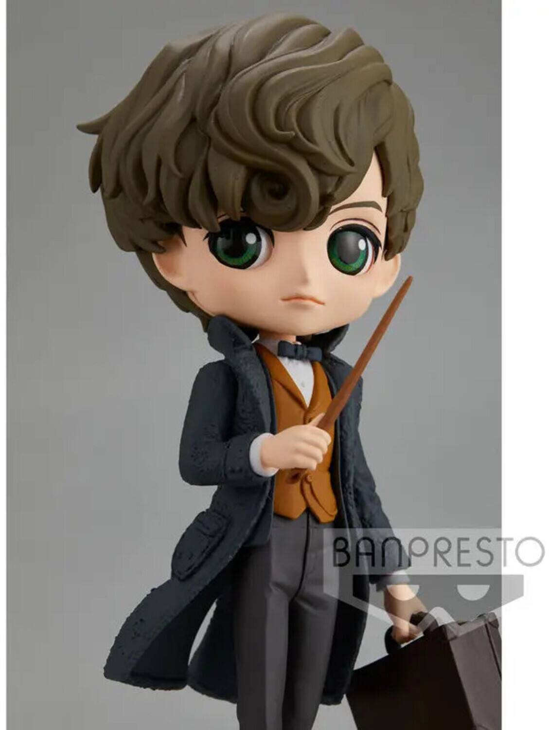 Alt View 4. PopMarket - BanPresto - Fantastic Beasts - Q Posket - Newt Scamander II (Version A) Statue   - Collectibles - Multicolor.