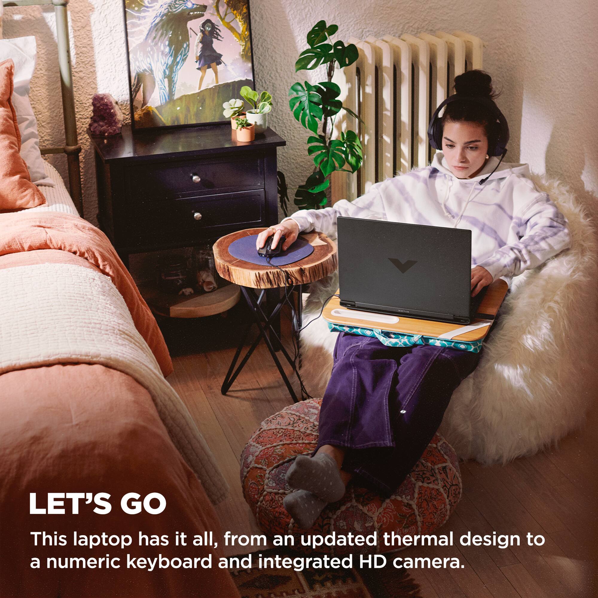 LET'S GO

This laptop has it all, from an updated thermal design to a numeric keyboard and integrated HD camera.