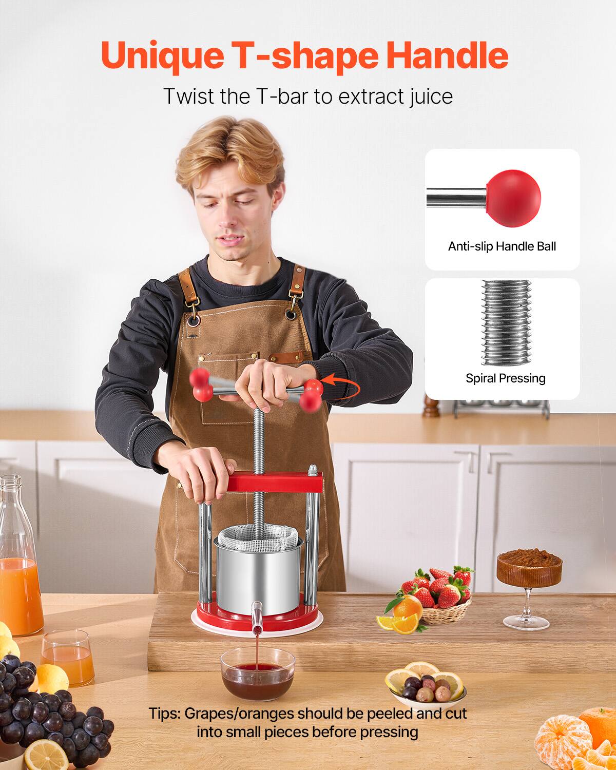 Unique T-shape Handle  
Twist the T-bar to extract juice  

Anti-slip Handle Ball  
Spiral Pressing  

Tips: Grapes/oranges should be peeled and cut into small pieces before pressing