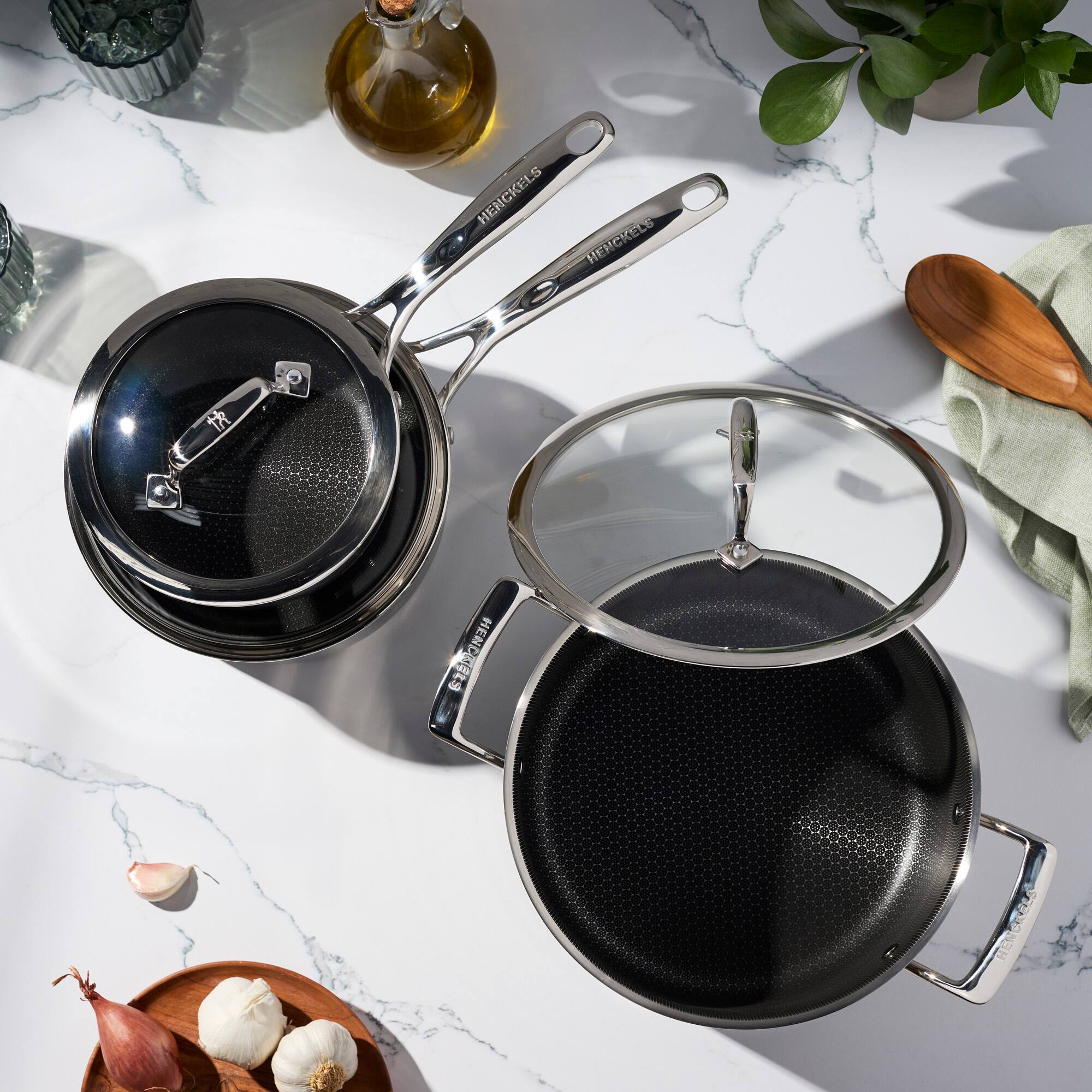 HENCKELS HERCRELE h HENDUELS HENORELA