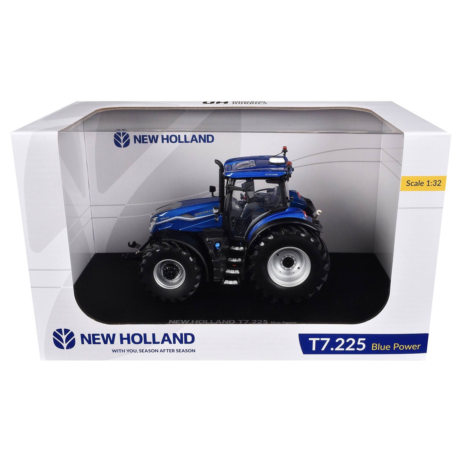 UH  
NEW HOLLAND  
Scale 1:32  
Thee  
NEW HOLLAND T7.225 Blue Power  
NEW HOLLAND WITH YOU, SEASON AFTER SEASON  
T7.225 Blue Power