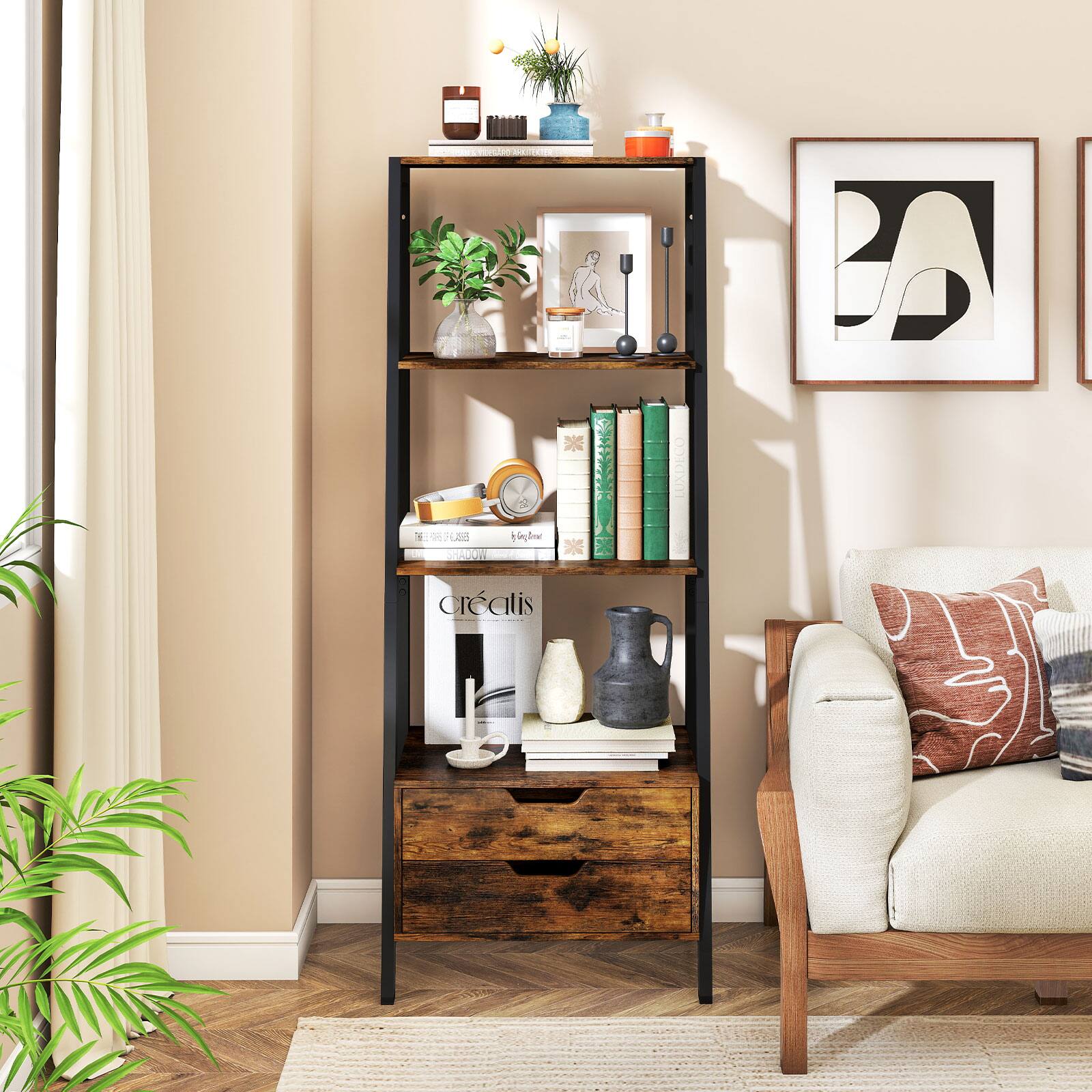 The text on the image is "CREATIS".