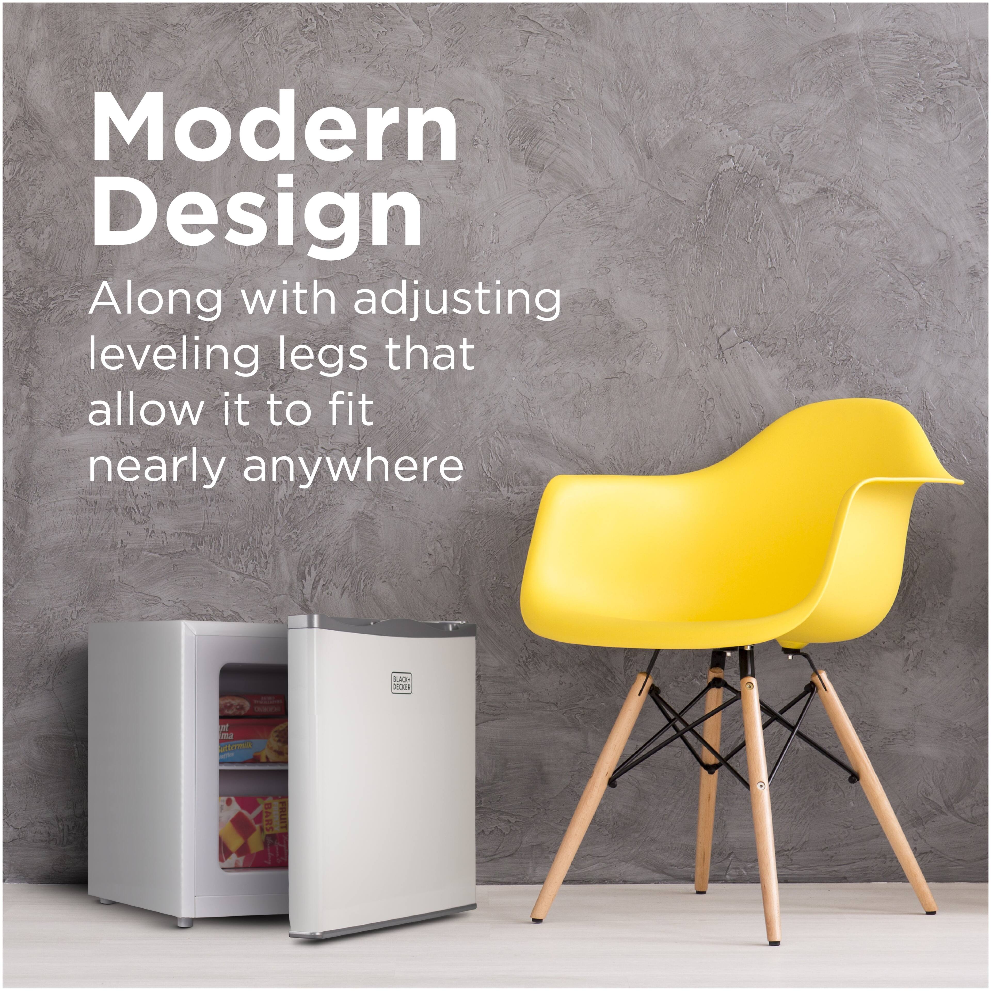 Modern Design  
Along with adjusting leveling legs that allow it to fit nearly anywhere