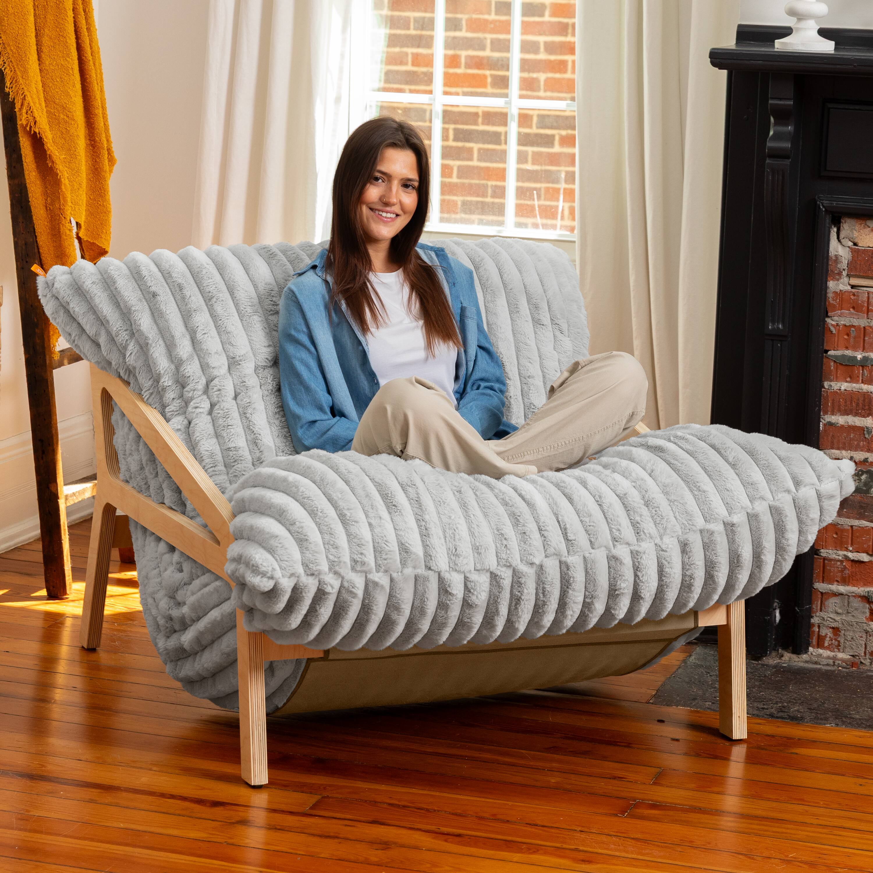 Jaxx Pillow Saxx Dream Lounger with Wood Frame 3 in 1 Bean Bag